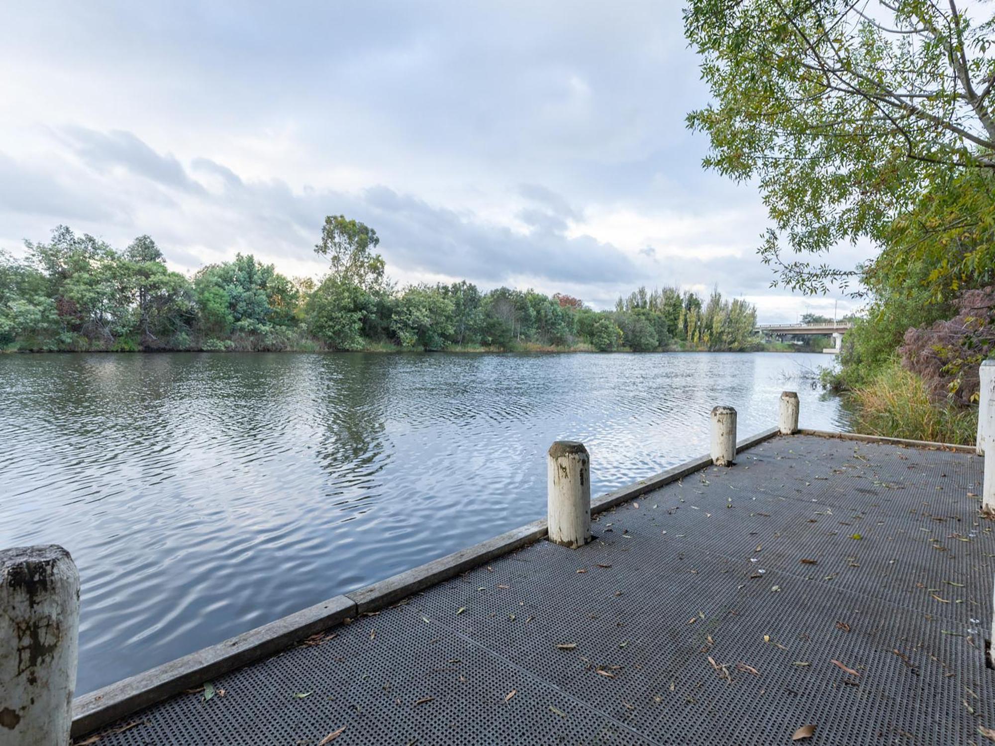 Nrma Bairnsdale Riverside Holiday Park Exterior photo