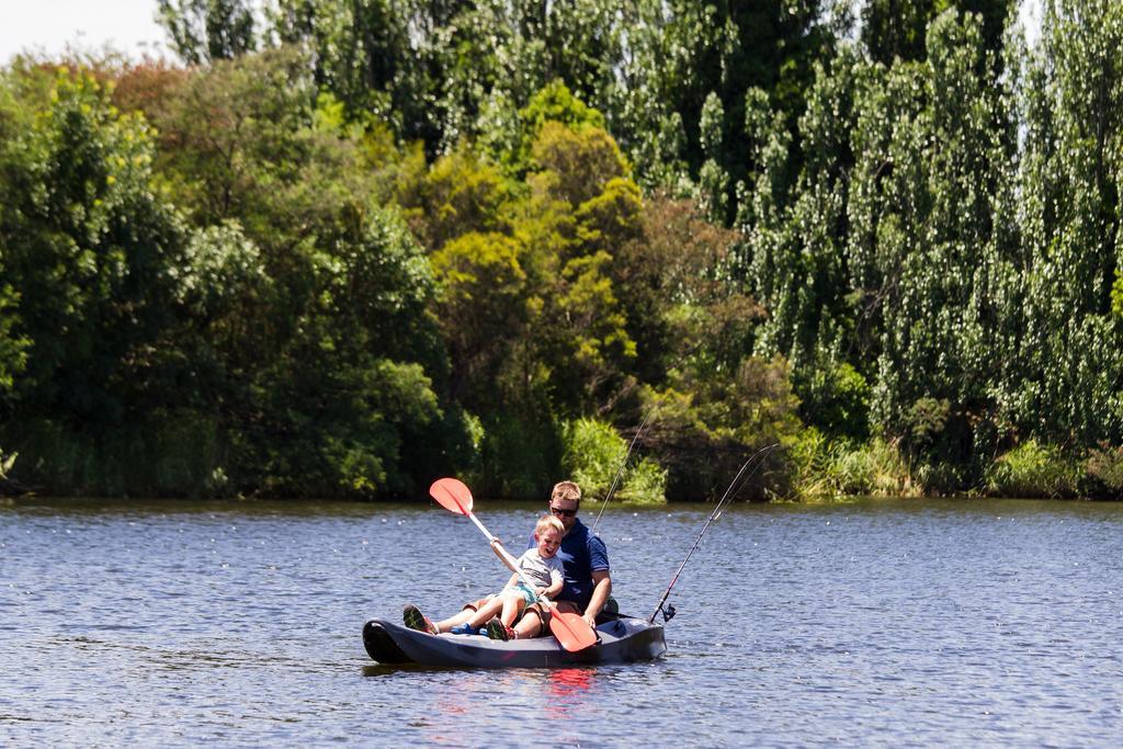 Nrma Bairnsdale Riverside Holiday Park Exterior photo